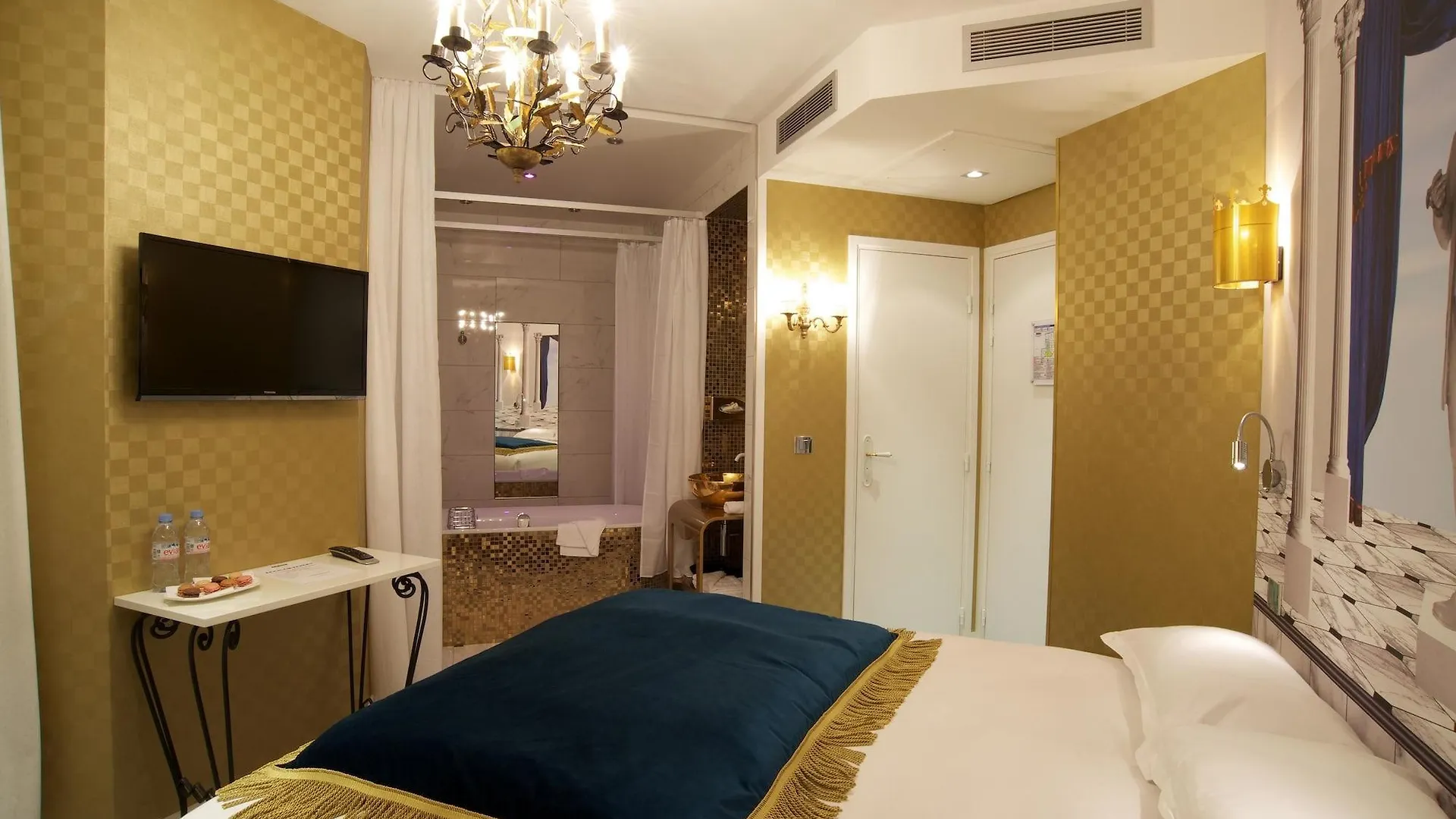 Vice Versa Hotel